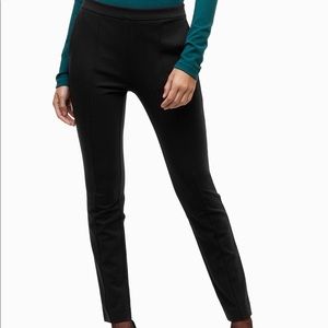 NWT Aritzia - Talula Skinny Seam Pant